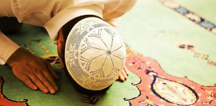Tilavet Secdesi İle İlgili Meseleler