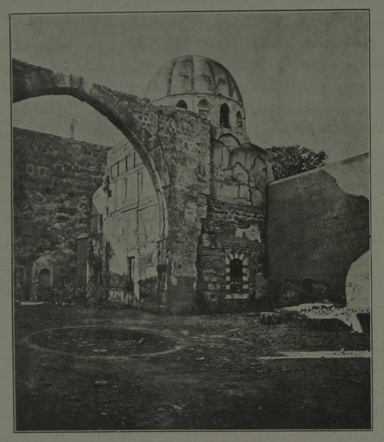 Şâm-ı Şerîf'te Ulu Câmi Civârında Selahaddin-i Eyyubî'nin Türbesi. Sene 1312/1896